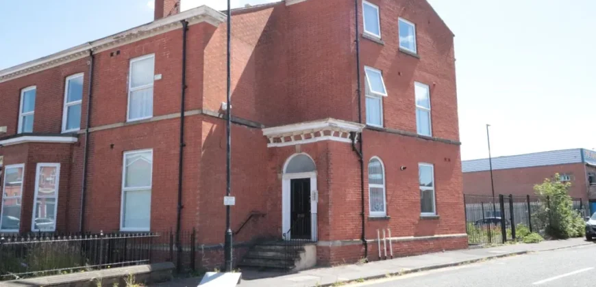 2 bed flat to rent