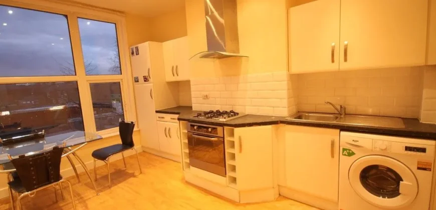 4 bed flat to rent