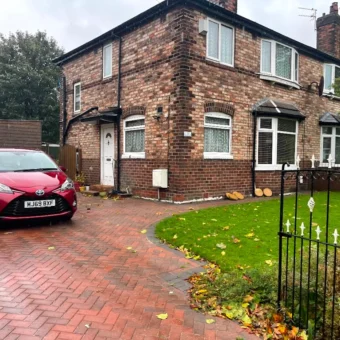 3 bed semi-detached house to rent