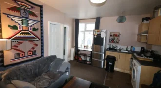 2 bed flat to rent