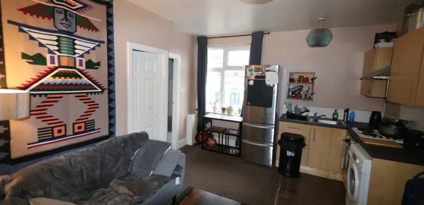 2 bed flat to rent