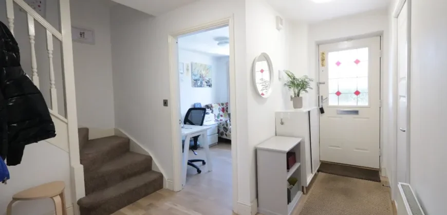 4 bed detached house to rent