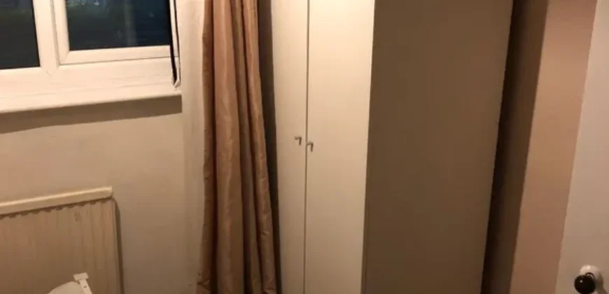 Room to rent