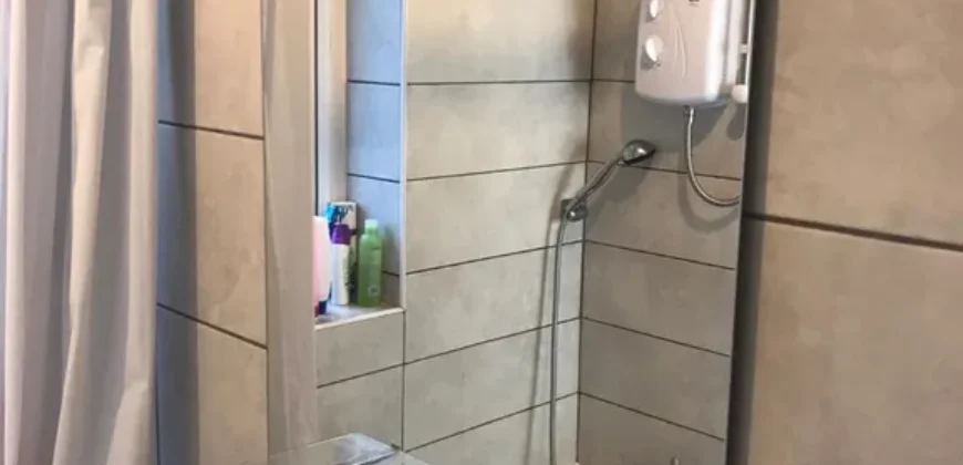 Room to rent