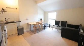 2 bed flat to rent