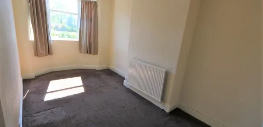 3 bed semi-detached house for sale