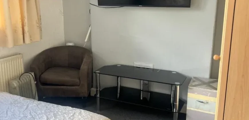 Room to rent