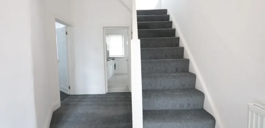 3 bed semi-detached house to rent
