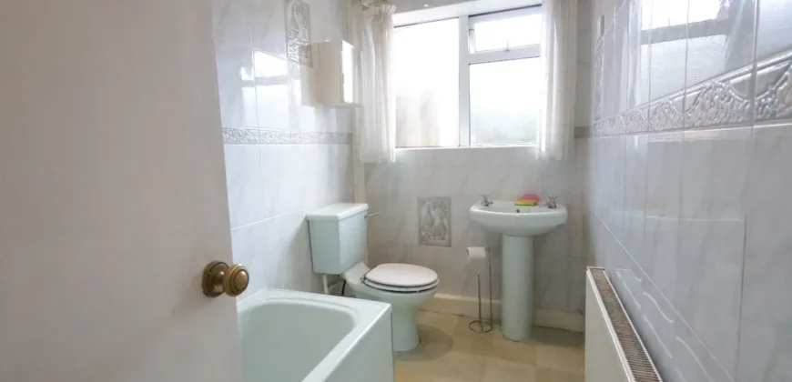 2 bed bungalow to rent