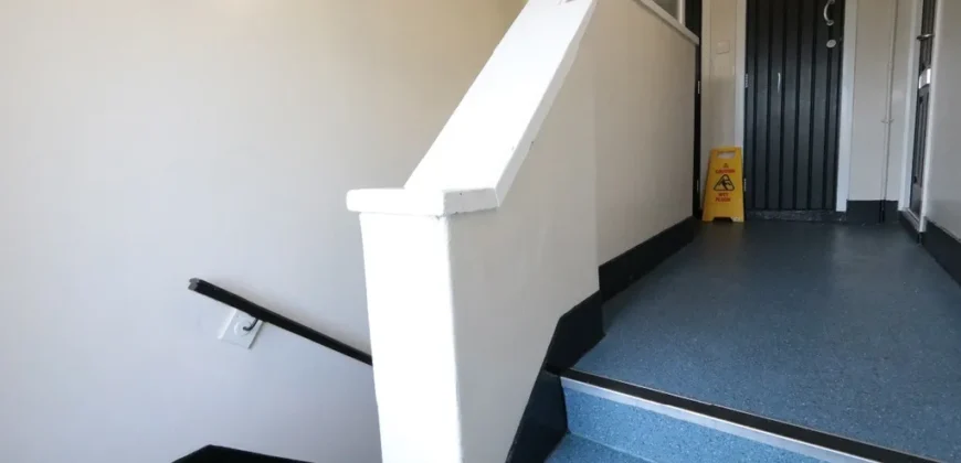 2 bed flat to rent