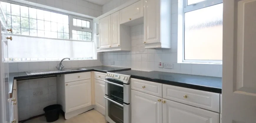 2 bed bungalow to rent