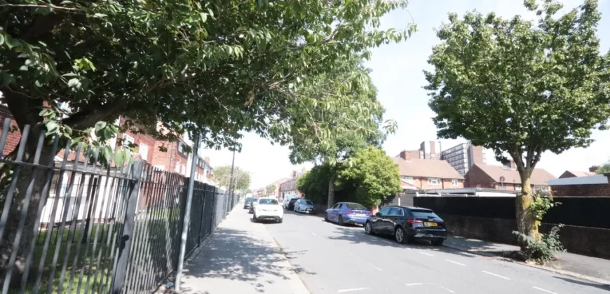 2 bed flat to rent