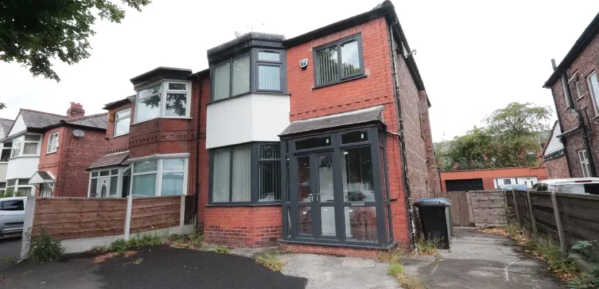 3 bed semi-detached house to rent