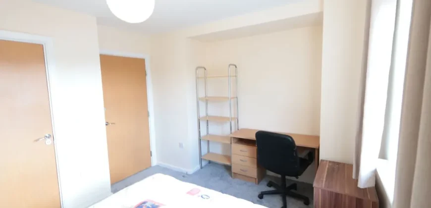 2 bed flat to rent