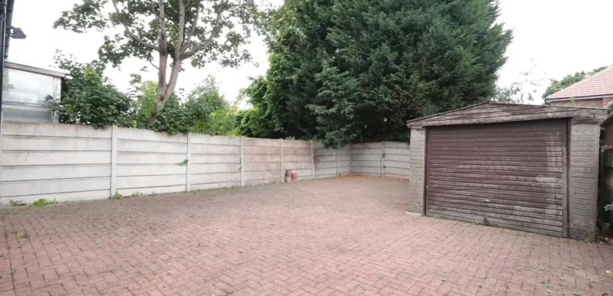 3 bed semi-detached house to rent