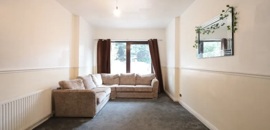 3 bed semi-detached house to rent