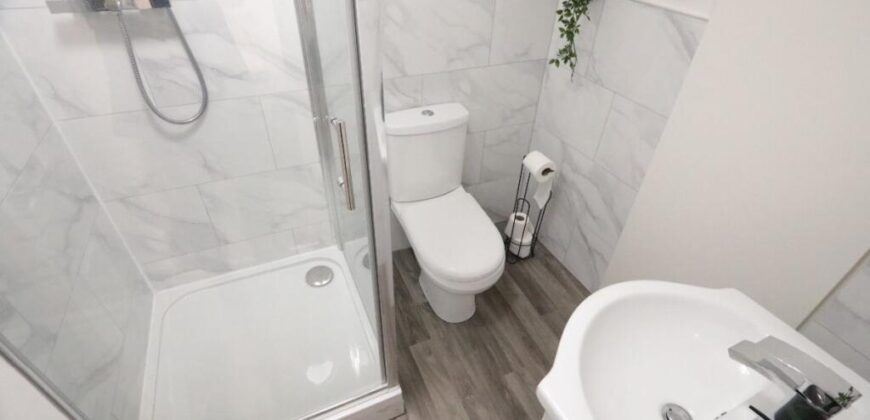 Barlow Moor Road, Chorlton, M21