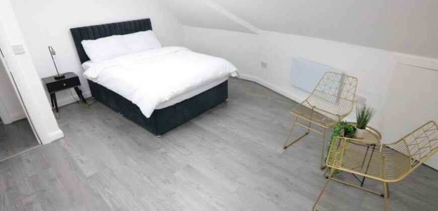 Barlow Moor Road, Chorlton, M21