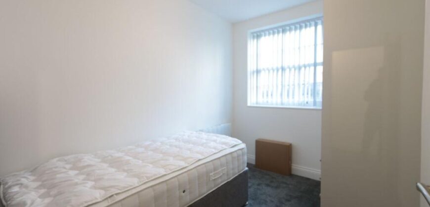 Daisy Bank Road, Victoria Park, M14