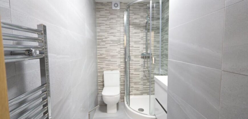 Daisy Bank Road, Victoria Park, M14