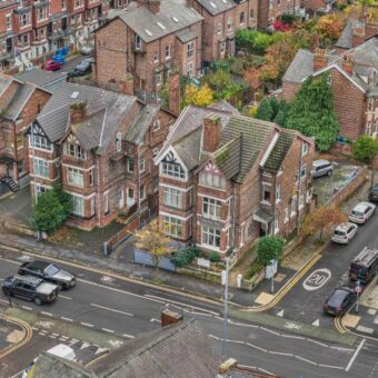 Flat 4, 553 Barlow Moor Road