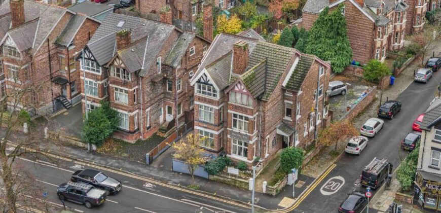 Flat 4, 553 Barlow Moor Road