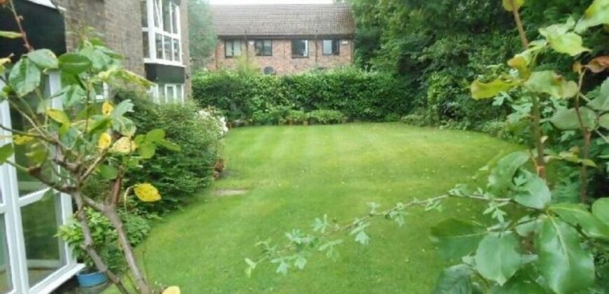 Alton Towers, Withington Road, M16