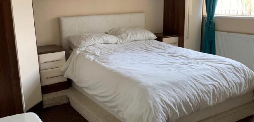 Princess Road, Withington, M20