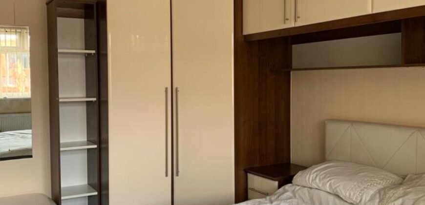 Princess Road, Withington, M20