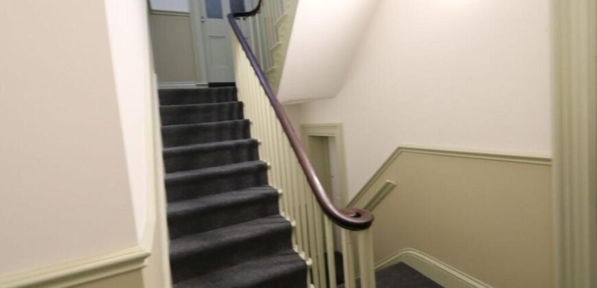 Daisy Bank Road, Victoria Park, M14