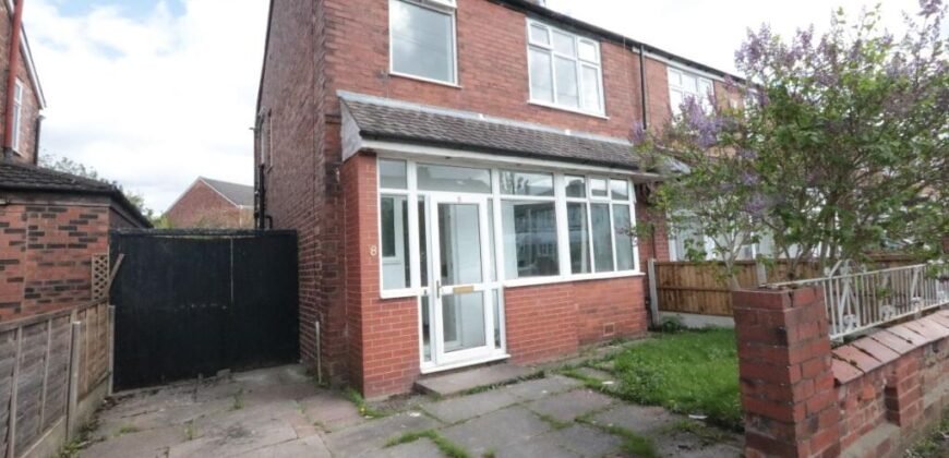 St. Georges Road, Stretford, M32