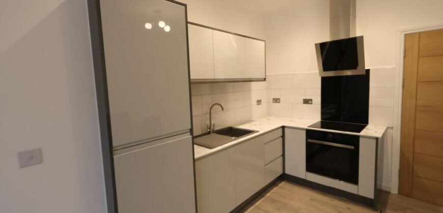 Daisy Bank Road, Victoria Park, M14