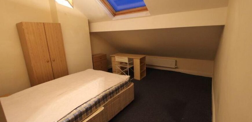 Grosvenor Road, Whalley Range, M16