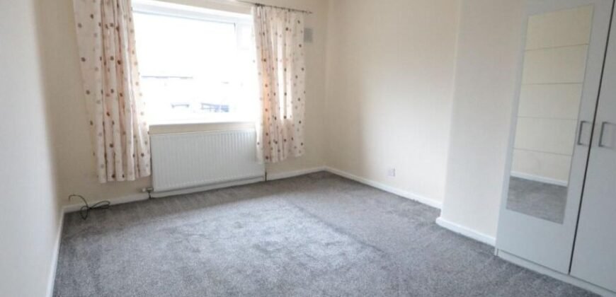 Lee Crescent, Stretford, M32