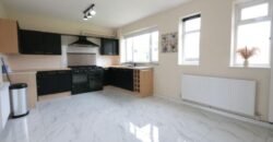 Lee Crescent, Stretford, M32