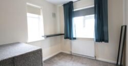 Lee Crescent, Stretford, M32