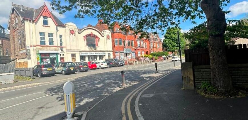 Chorlton Road, Manchester, M16