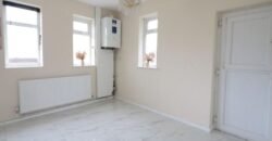 Lee Crescent, Stretford, M32