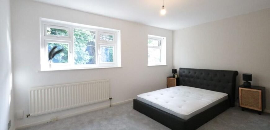 Willaston Close, Chorlton Green, M21