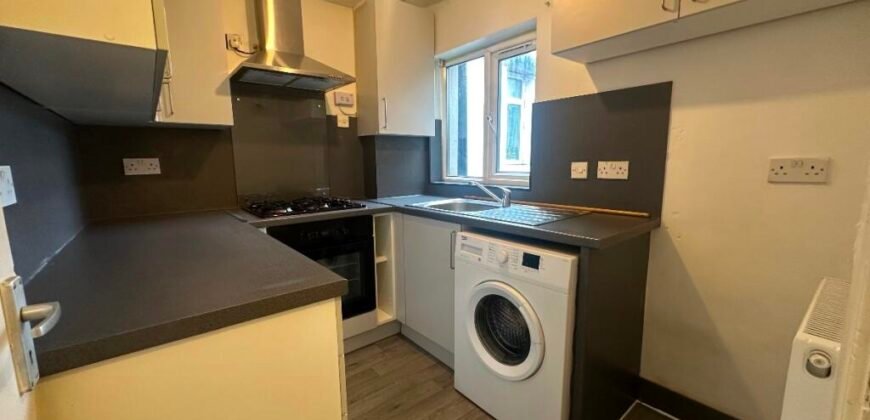 Moss Lane West, Manchester, M15