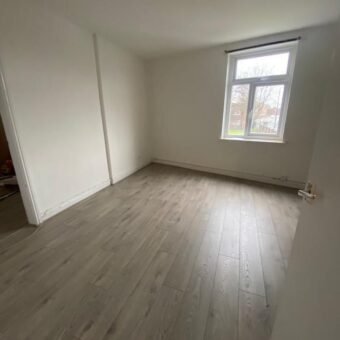 Moss Lane West, Manchester, M15