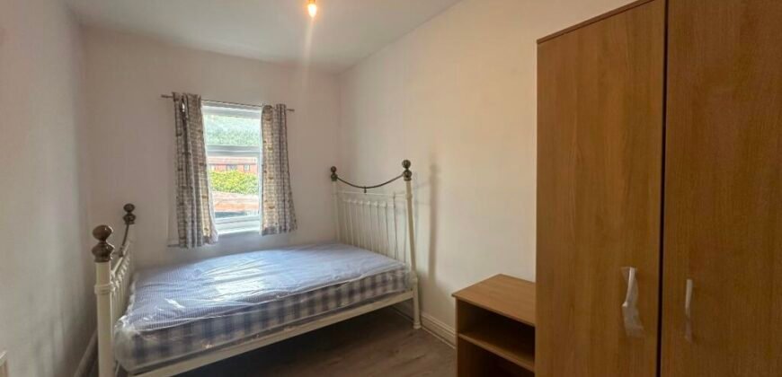 Moss Lane West, Manchester, M15