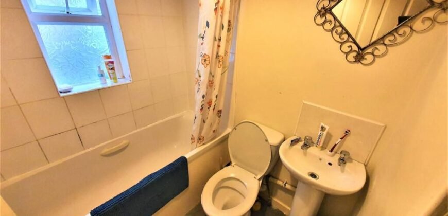 Wilmslow Road, Manchester, M20