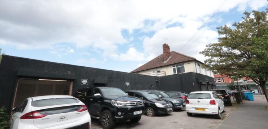 Barlow Moor Road, Chorlton, Manchester, M21