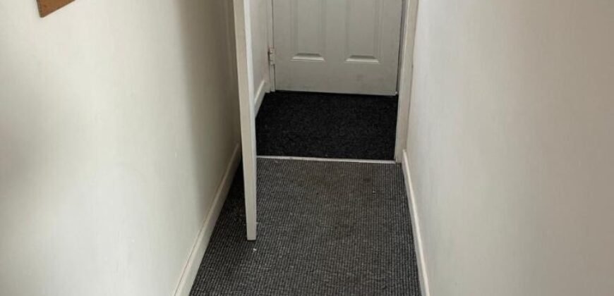 County Street, Oldham, OL8