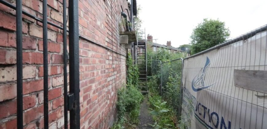 Barlow Moor Road, Chorlton, Manchester, M21