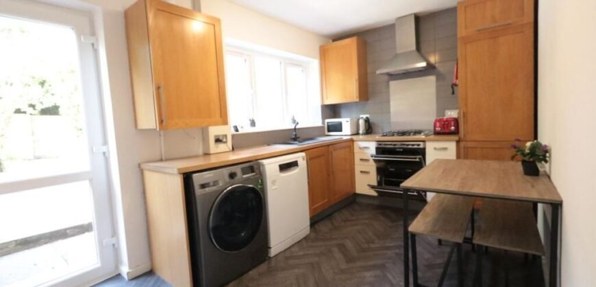 Willaston Close, Chorlton Green, M21