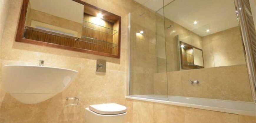 City Loft, Salford Quays, Salford