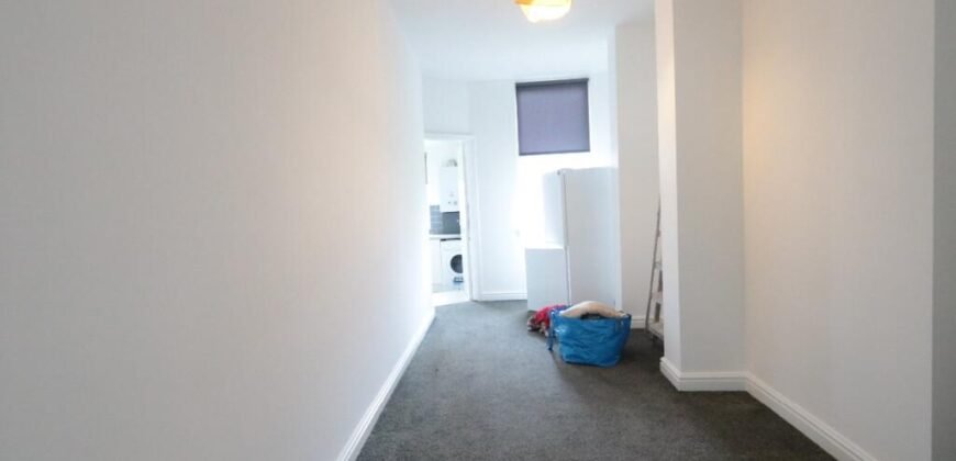 18 Grosvenor Road, Manchester, M16
