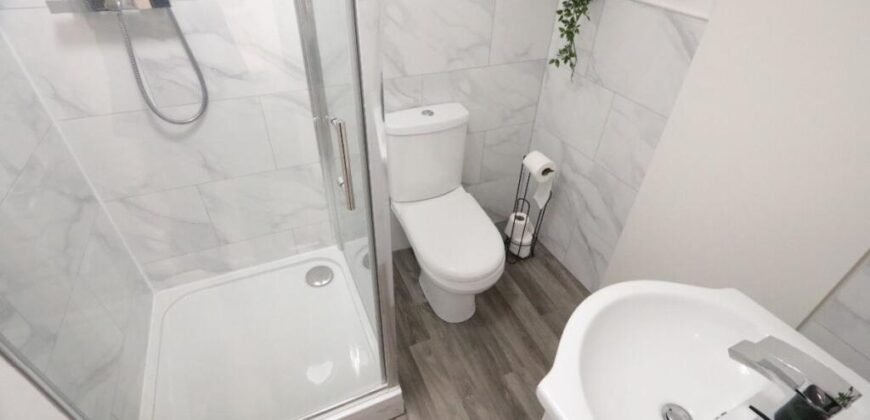 Barlow Moor Road, Chorlton, M21